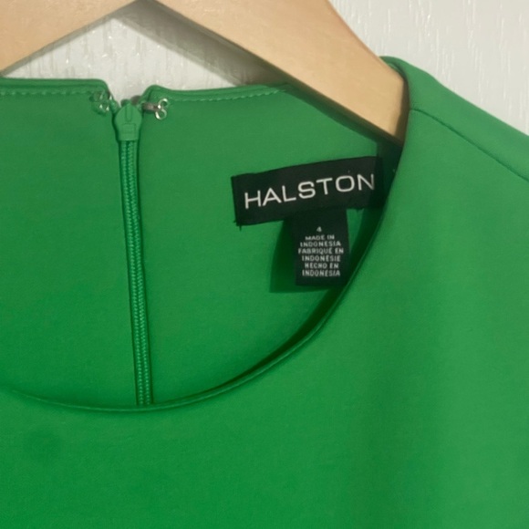 Halston Women's Kelly Parakeet Green Gold Hardware Toggle Belt Dress Crew - Picture 8 of 9